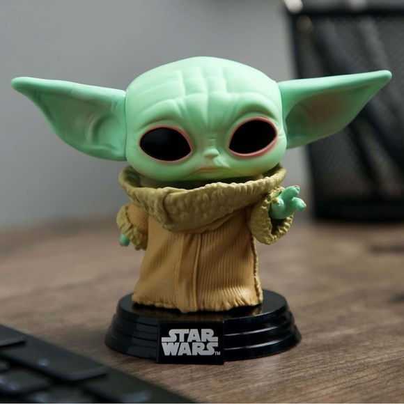Star Wars The Mandalorian The Child Funko Pop 368 - Picture 4 of 4